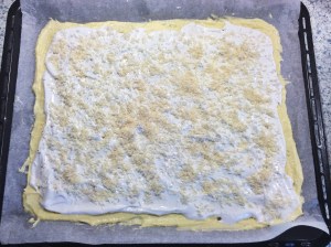 Paras Britakakku valmiina uuniin