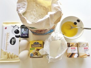 Valkosuklaamuffinssit valmistus (6)