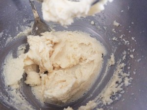 Browniet maapähkinävoilla