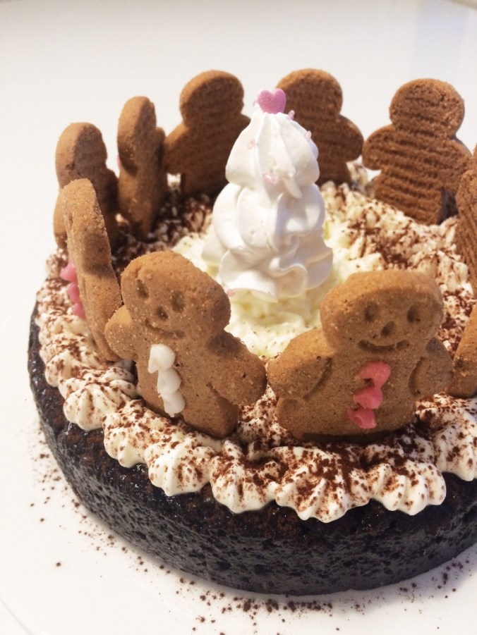 Jouluinen suklaakakku (15)