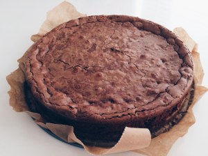 Mahtavan mehevä tuplasuklaa brownie (8)