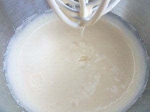 Naurettavan helppo ja hyvä suklaakakku (18)