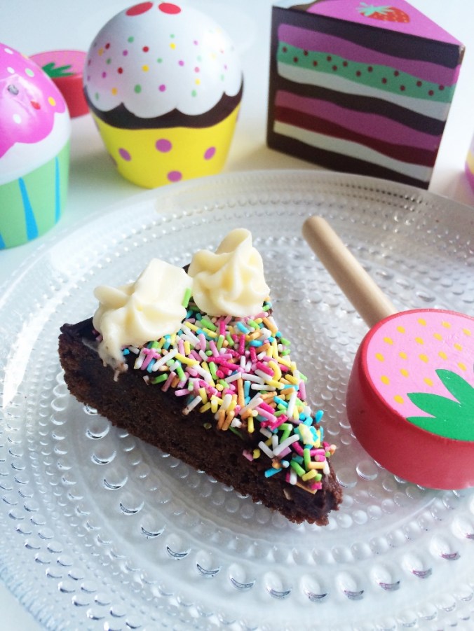 Suloisen syötävä mokkapalakakku (1)