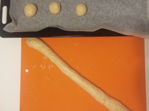 Ystävälliset minilaskiaispullat (6)