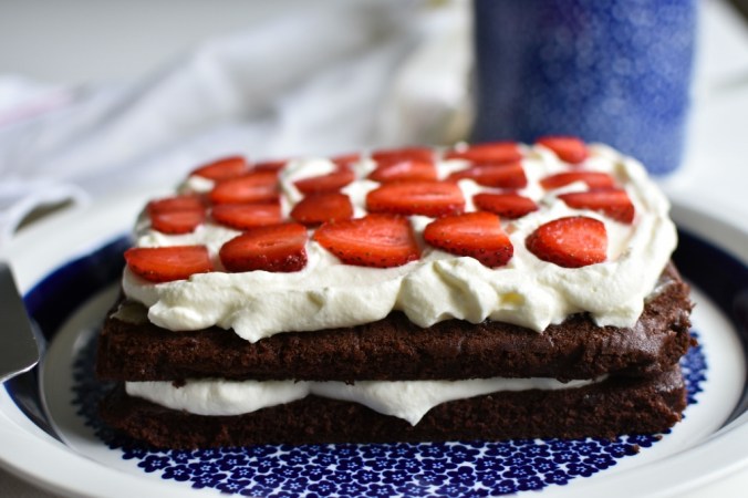 Super helppo kesäkakku (11)